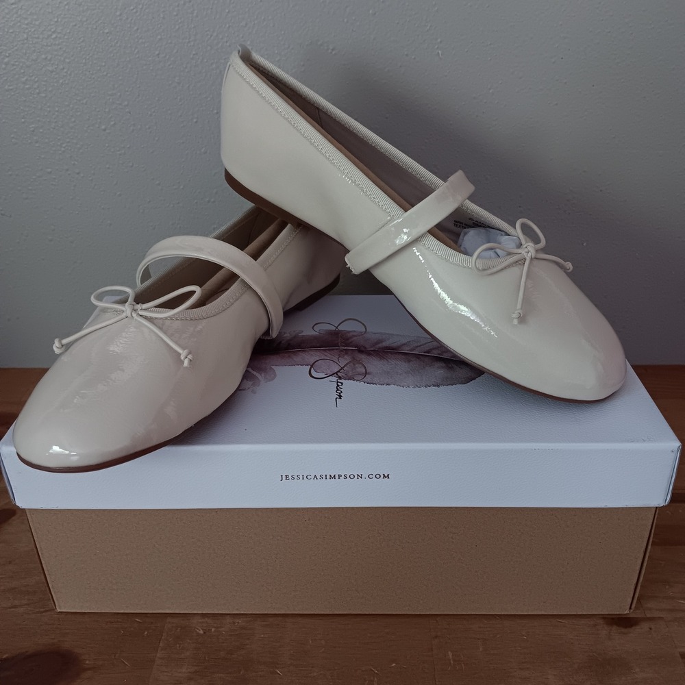 Jessica Simpson Azalina Flats Women 8 Soft Ivory New Crinkled Patent Mary Jane